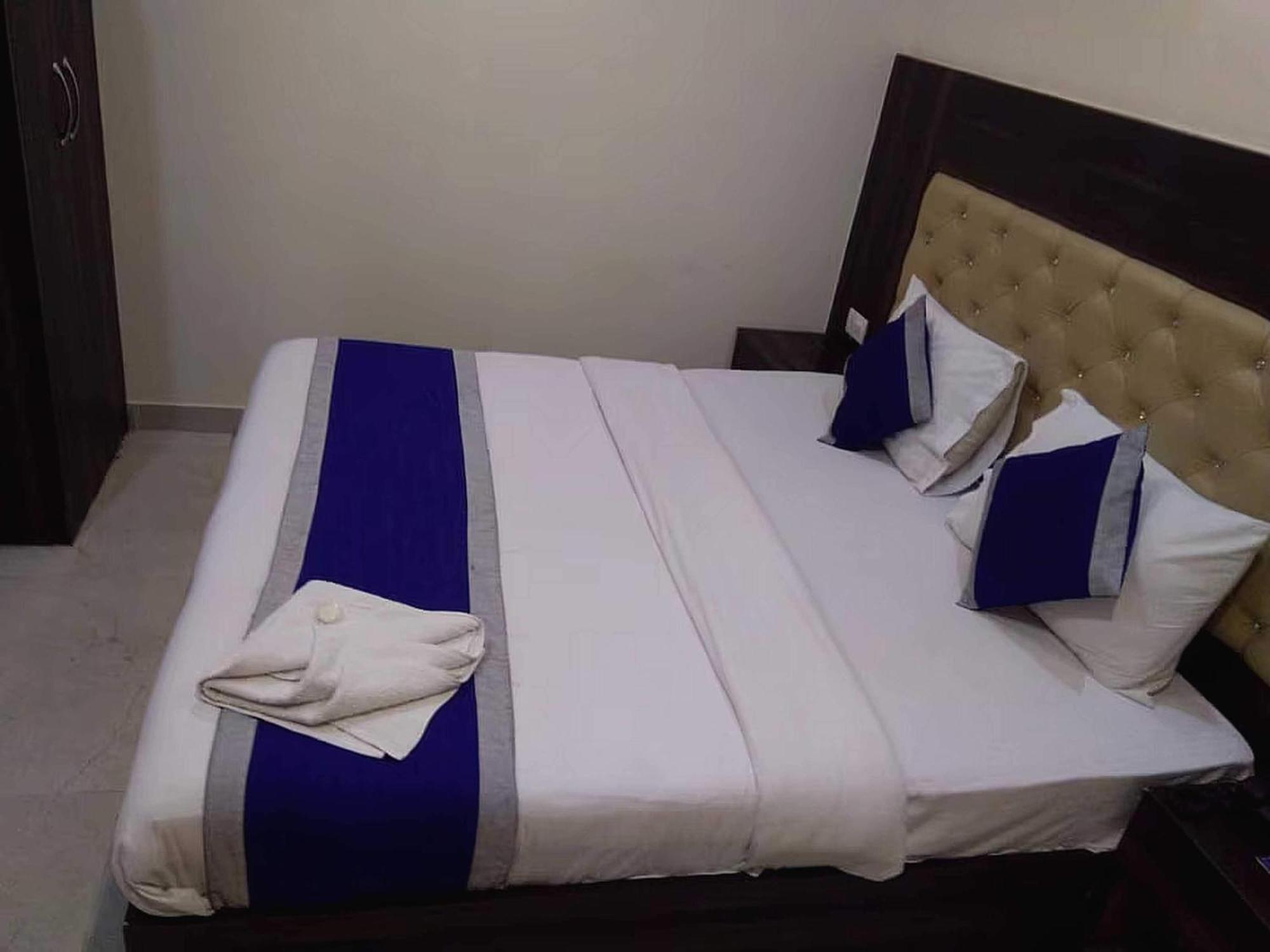 O King Plaza 3* New Delhi